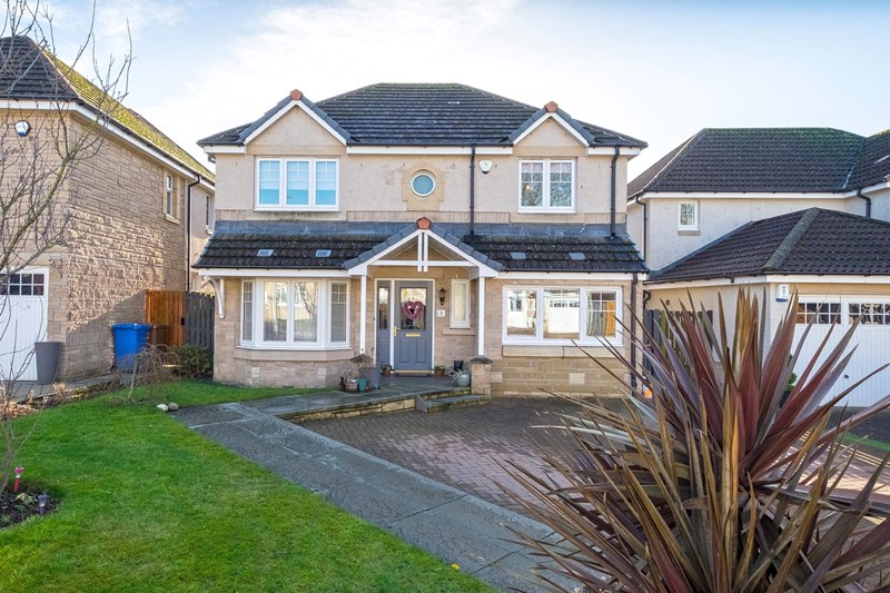 3 Cairnwell Gardens, Broughty Ferry, DD5 3XH